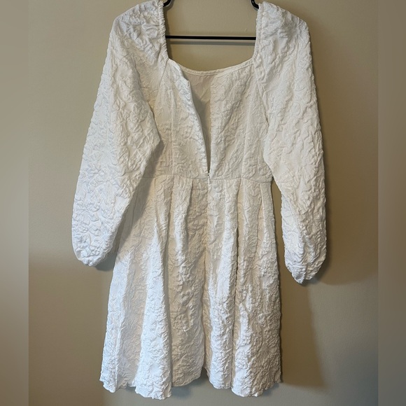 White Ruffled Dress 🤍 - Picture 3 of 8